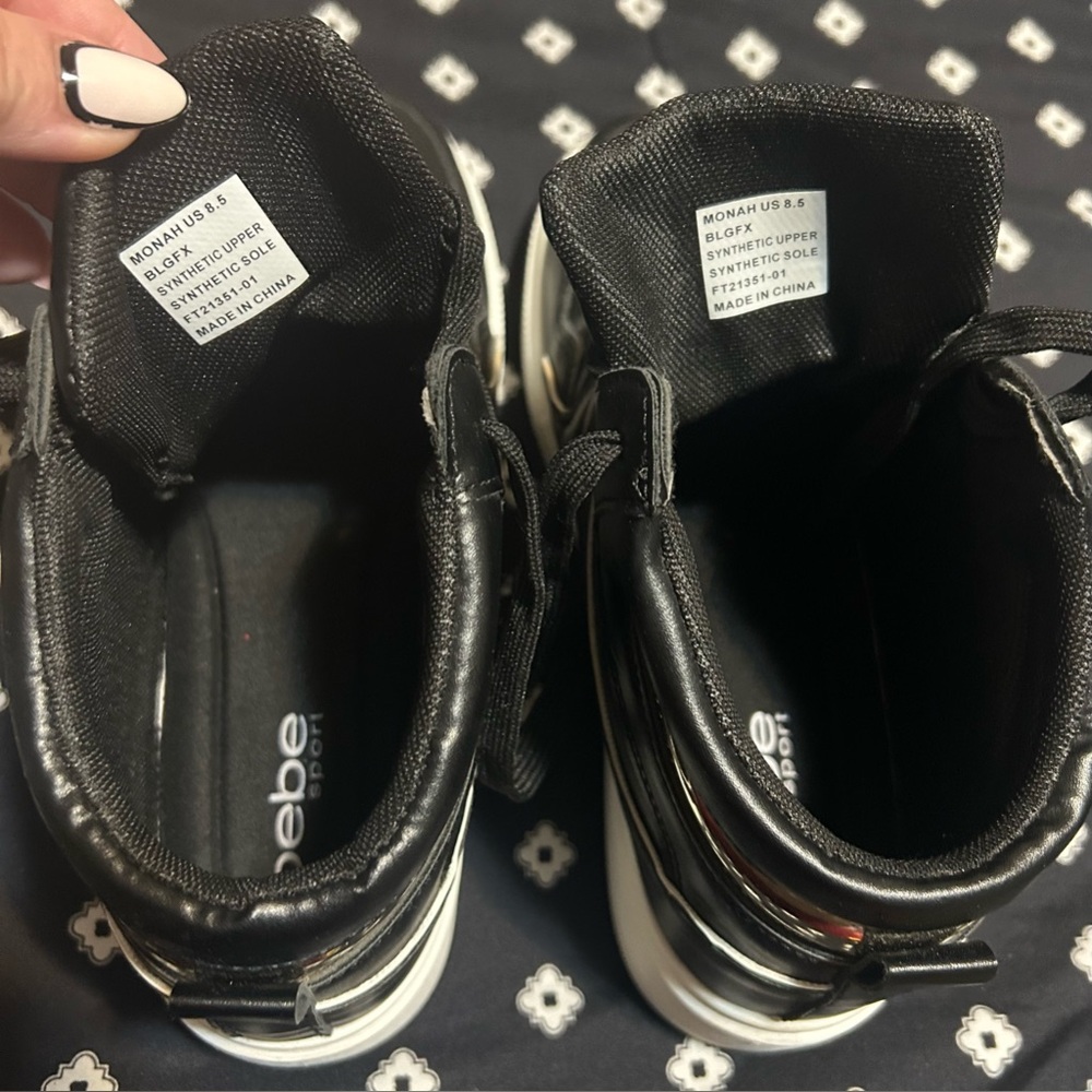 Bebe black high tops w/ gold accents & white bottoms- size 8 &1/2 - Picture 7 of 8